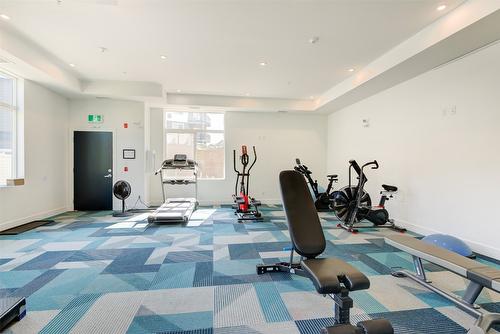 406-3642 Mission Springs Drive, Kelowna, BC - Indoor Photo Showing Gym Room