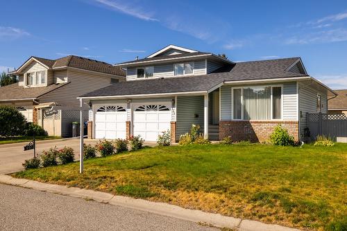 990 Wintergreen Crescent, Kelowna, BC - Outdoor