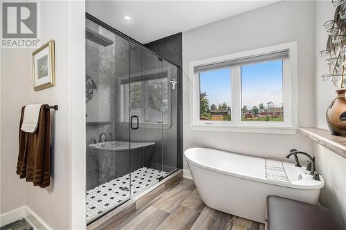 39 Joseph Way, Smiths Falls, ON - Indoor Photo Showing Bathroom