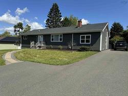 147 Burnyeat Street  Truro, NS B2N 4R3