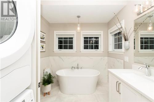 176 Savannah Drive, Moncton, NB - Indoor Photo Showing Bathroom