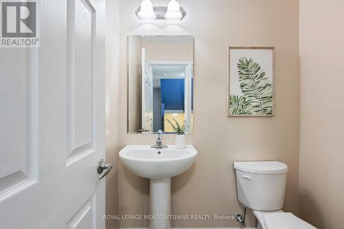 104 Stedford Crescent, Brampton (Northwest Brampton), ON - Indoor Photo Showing Bathroom