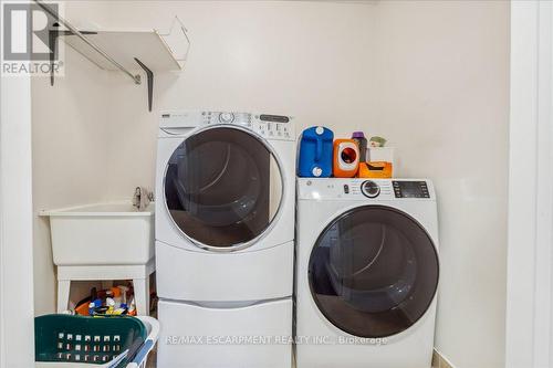 3099 Ferguson Drive, Burlington (Alton), ON - Indoor Photo Showing Laundry Room