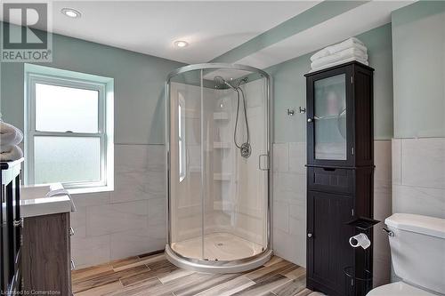 1838 Regional 97 Road, Flamborough, ON - Indoor Photo Showing Bathroom