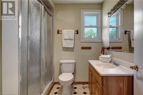 1838 Regional 97 Road, Flamborough, ON - Indoor Photo Showing Bathroom