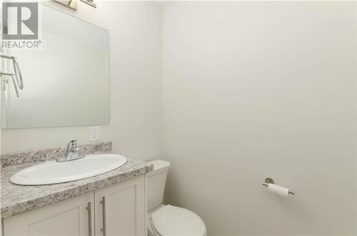 32-34 Laurentide Road, Riverview, NB - Indoor Photo Showing Bathroom