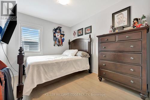 2 Raspberry Lane, Hamilton, ON - Indoor Photo Showing Bedroom