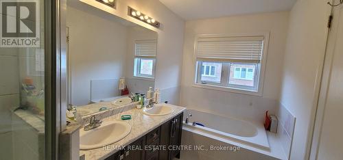 56 Dolobram Trail, Brampton, ON - Indoor Photo Showing Bathroom