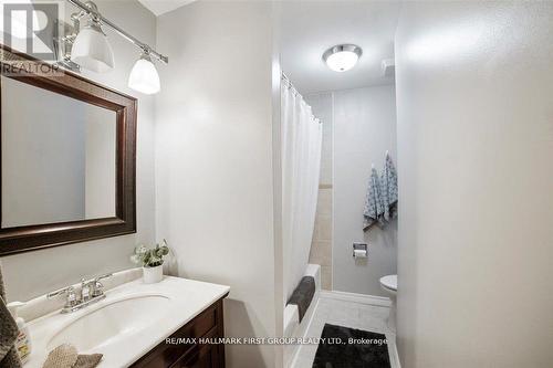 1617 Norwill Crescent, Oshawa (Samac), ON - Indoor Photo Showing Bathroom