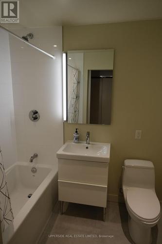 609 - 25 Oxley Street, Toronto (Waterfront Communities), ON - Indoor Photo Showing Bathroom