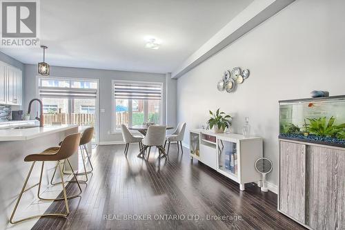 97 Titan Trail, Markham (Cedarwood), ON - Indoor Photo Showing Dining Room