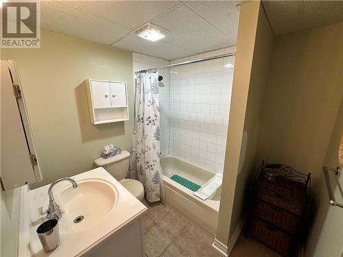 289 Ivan Crescent, Cornwall, ON - Indoor Photo Showing Bathroom