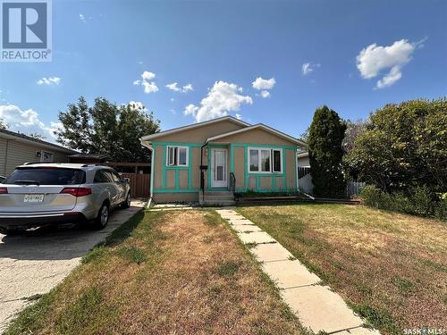 951 Confederation Drive, Saskatoon, SK - Outdoor