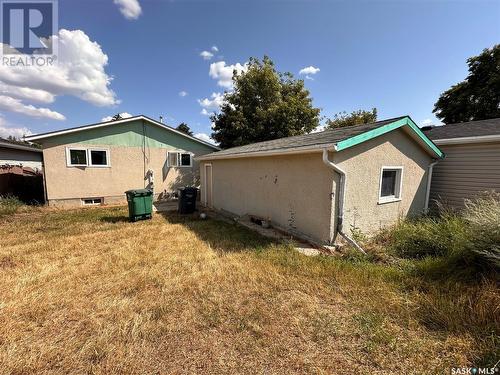 951 Confederation Drive, Saskatoon, SK - Outdoor With Exterior