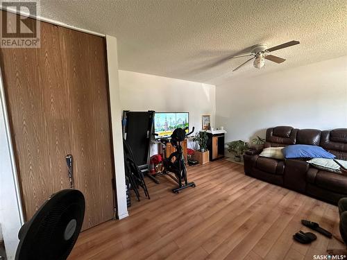 951 Confederation Drive, Saskatoon, SK - Indoor