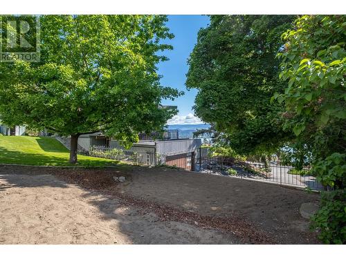 2740 Lakeview Road, West Kelowna, BC - Outdoor