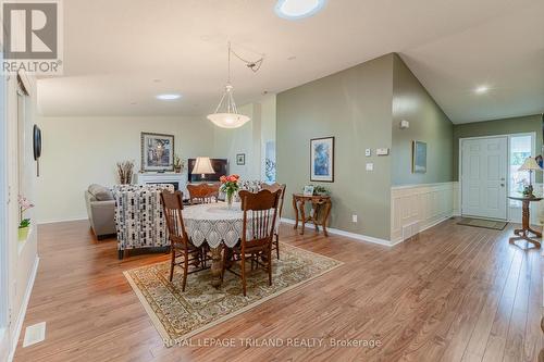 365 Shannon Boulevard, South Huron (Stephen Twp), ON - Indoor Photo Showing Dining Room