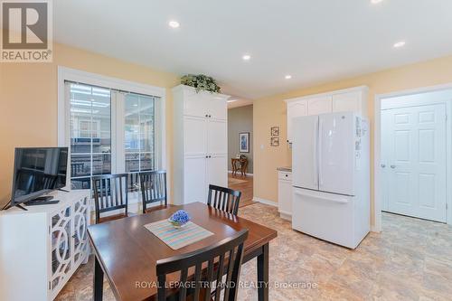 365 Shannon Boulevard, South Huron (Stephen Twp), ON - Indoor Photo Showing Dining Room