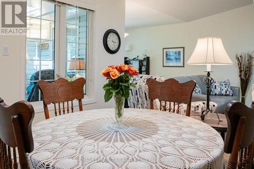 365 Shannon Boulevard, South Huron (Stephen Twp), ON - Indoor Photo Showing Dining Room