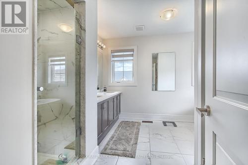 190 Walter English Drive, East Gwillimbury (Queensville), ON - Indoor Photo Showing Bathroom