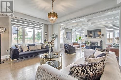 190 Walter English Drive, East Gwillimbury (Queensville), ON - Indoor Photo Showing Living Room With Fireplace