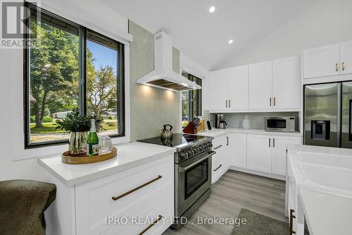 49 Poplar Crescent, Ramara (Brechin), ON - Indoor Photo Showing Kitchen