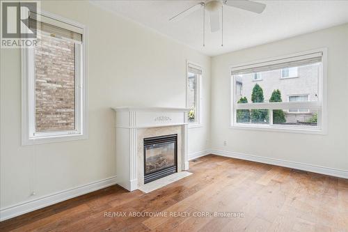 2453 Old Brompton Way, Oakville (West Oak Trails), ON - Indoor Photo Showing Living Room With Fireplace