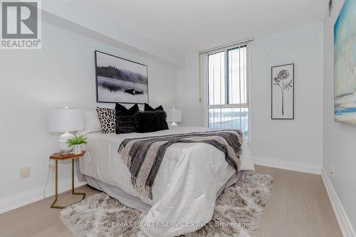 1216 - 155 Hillcrest Avenue, Mississauga (Cooksville), ON - Indoor Photo Showing Bedroom