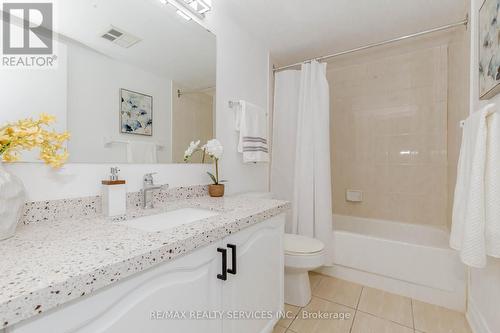 1216 - 155 Hillcrest Avenue, Mississauga (Cooksville), ON - Indoor Photo Showing Bathroom