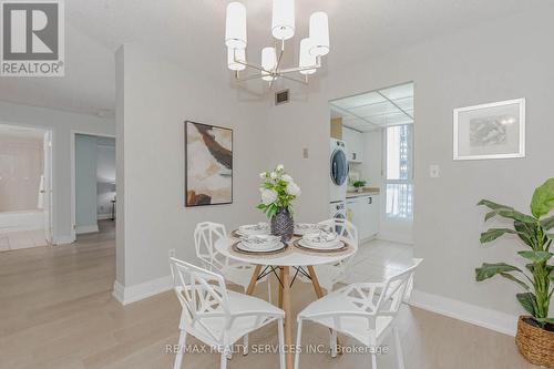 1216 - 155 Hillcrest Avenue, Mississauga (Cooksville), ON - Indoor Photo Showing Dining Room