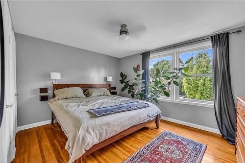 85 Arcade Crescent, Hamilton, ON - Indoor Photo Showing Bedroom