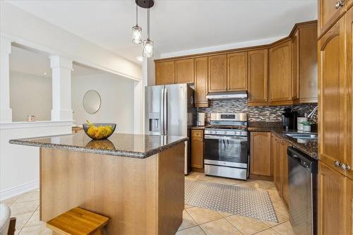 3099 Ferguson Drive, Burlington, ON - Indoor Photo Showing Kitchen With Double Sink