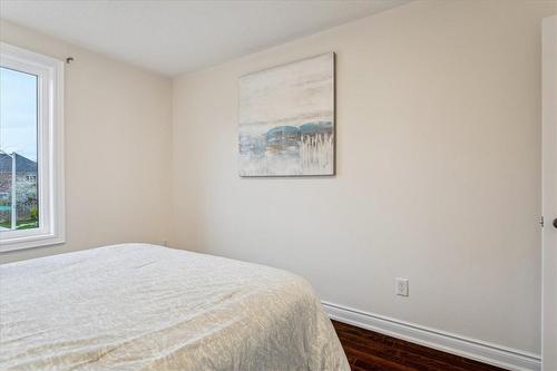 3099 Ferguson Drive, Burlington, ON - Indoor Photo Showing Bedroom