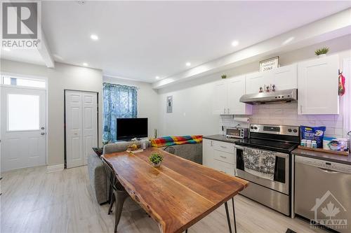 83-85 Lebreton Street, Ottawa, ON - Indoor Photo Showing Kitchen