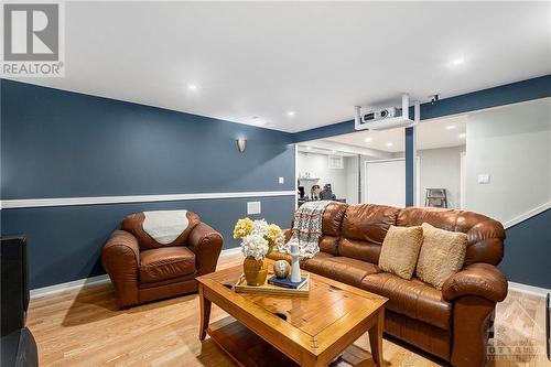 10 Woodland Drive, Braeside, ON - Indoor Photo Showing Living Room