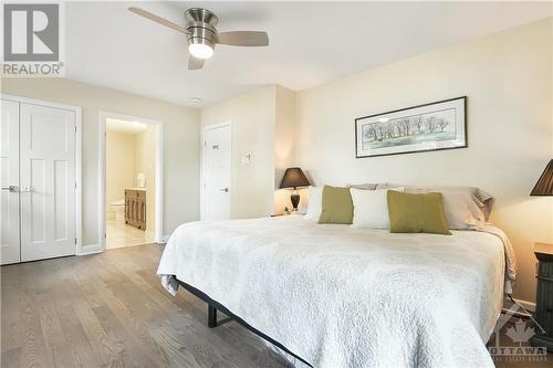 Primary bedroom - 134 Bayview Drive, Ottawa, ON - Indoor Photo Showing Bedroom