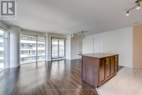 1708 - 2191 Yonge Street, Toronto (Mount Pleasant West), ON - Indoor