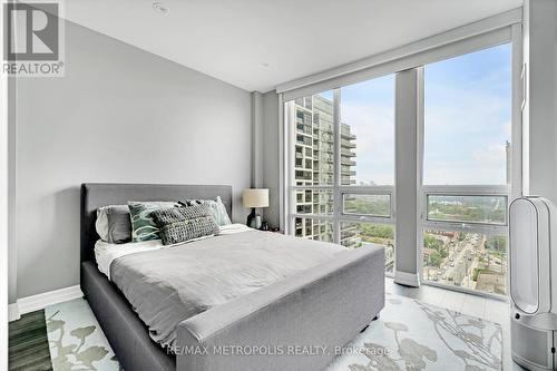 1508 - 500 St Clair Avenue W, Toronto (Humewood-Cedarvale), ON - Indoor Photo Showing Bedroom