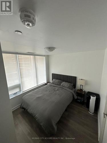 202 - 99 Broadway Avenue, Toronto (Mount Pleasant West), ON - Indoor Photo Showing Bedroom