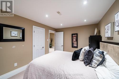 41 Knotty Pine Drive, Whitby (Williamsburg), ON - Indoor Photo Showing Bedroom