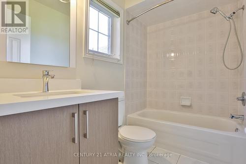 68 Sunburst Crescent, Markham (Greensborough), ON - Indoor Photo Showing Bathroom