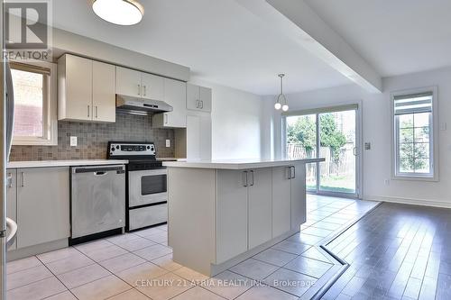 68 Sunburst Crescent, Markham (Greensborough), ON - Indoor Photo Showing Kitchen With Stainless Steel Kitchen