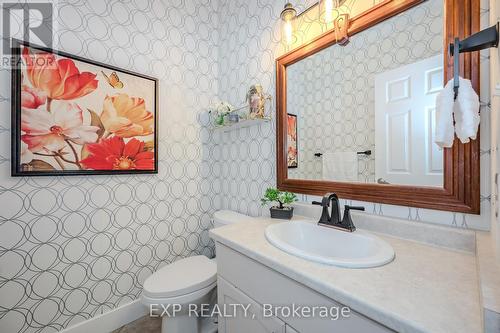 14 Mccorkindale Place, Guelph, ON - Indoor Photo Showing Bathroom