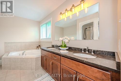 14 Mccorkindale Place, Guelph, ON - Indoor Photo Showing Bathroom