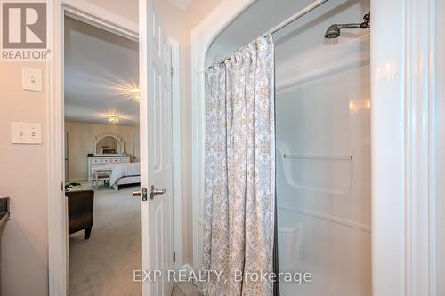 14 Mccorkindale Place, Guelph, ON - Indoor Photo Showing Bathroom