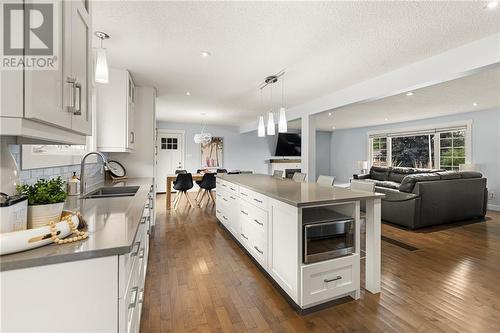 7 Kingsway Crescent, Moncton, NB - Indoor Photo Showing Kitchen With Double Sink With Upgraded Kitchen