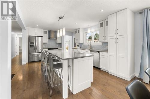 7 Kingsway Crescent, Moncton, NB - Indoor Photo Showing Kitchen With Stainless Steel Kitchen With Upgraded Kitchen