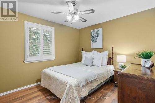 1340 Humphreys Crescent, Burlington (Tyandaga), ON - Indoor Photo Showing Bedroom