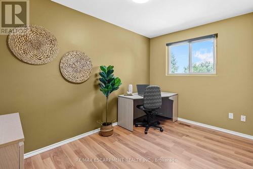 1340 Humphreys Crescent, Burlington (Tyandaga), ON - Indoor Photo Showing Office