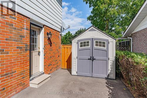 1340 Humphreys Crescent, Burlington (Tyandaga), ON - Outdoor With Exterior